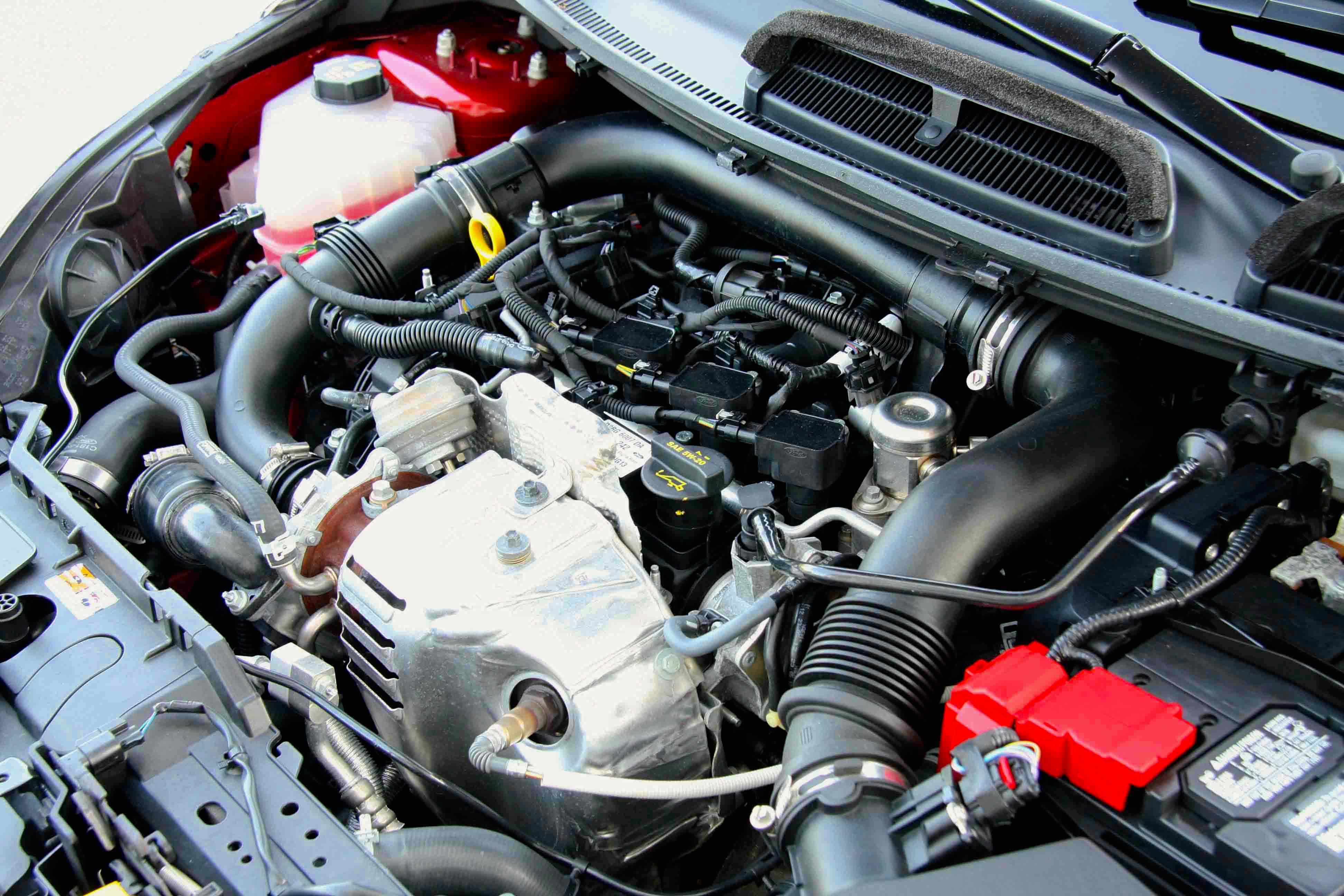 You’d have thought Ford was unveiling an array of Shelby Mustangs, the way NEMPA members converged on the Automotion garage on June 17. Instead, Ford PR rep Vanessa Cook had brought a five-pack of Ford’s new 1.0-liter, three-cylinder Fiestas. 