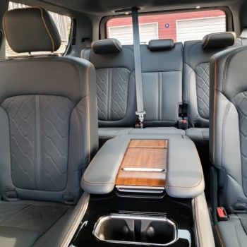 Grand-Wagoneer-4-interior